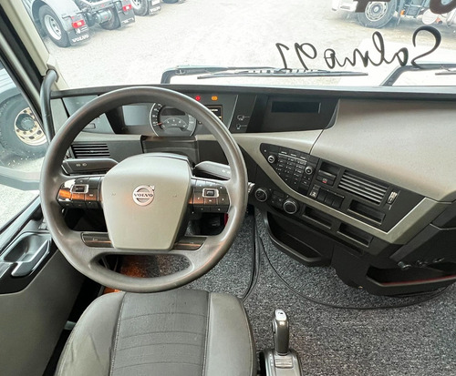 Imagem 9 de 12 de Volvo Fh 540 6x4 2016