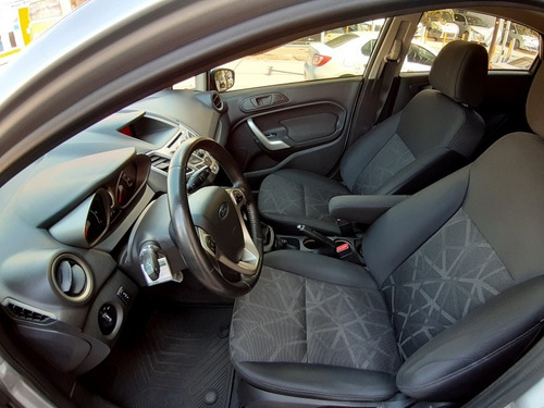 Ford Fiesta Kinetic Design 1.6 Design 120cv Titanium 2013