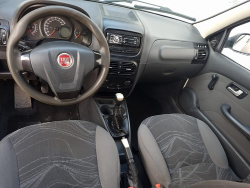 Imagem 3 de 5 de Fiat Strada Working 1.4 2013