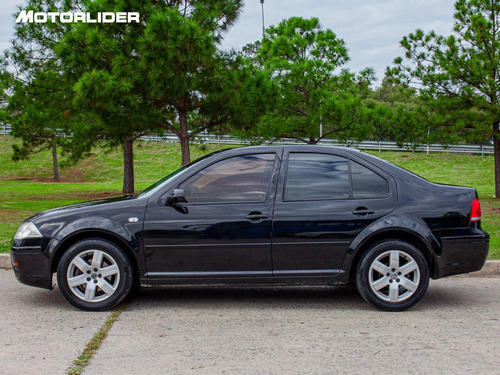 Imagen 2 de 25 de Volkswagen Bora 2.0 Trendline Ex. Full | Permuta / Financia