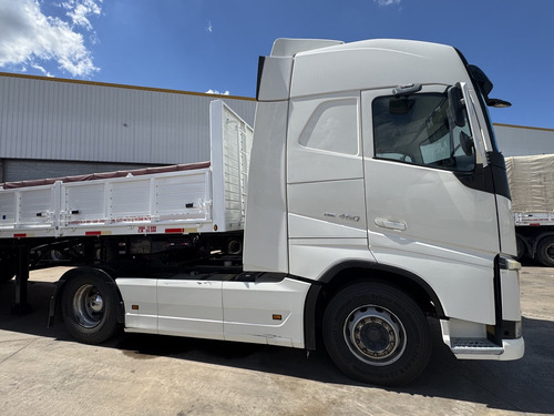 Volvo 460, En Impecables Condiciones