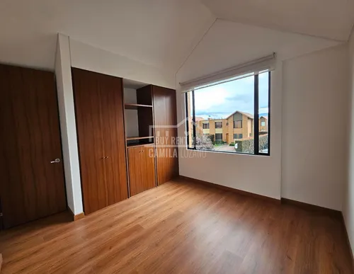 Arriendo Casa En Fontanar Como Nueva