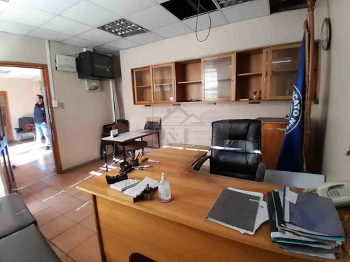 Rebajada Propiedad Comercial En Terreno De 402m2