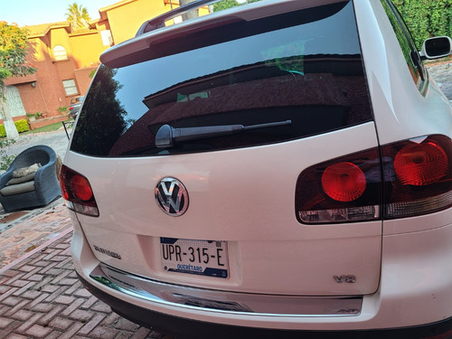Volkswagen Touareg 4.2 V8 Tiptronic Climatronic 4x4 At