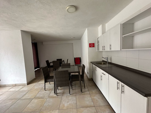 Edificio Av El Sauce (1 Est. 1 Bod.) Piso 17