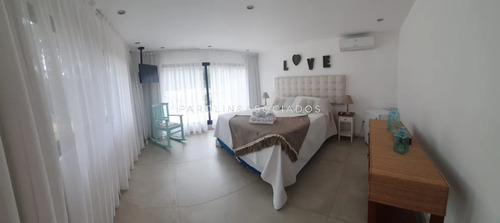 Hermosa Casa En Venta De 4 Dormitorios En Solanas Vacation Club, Punta Ballena