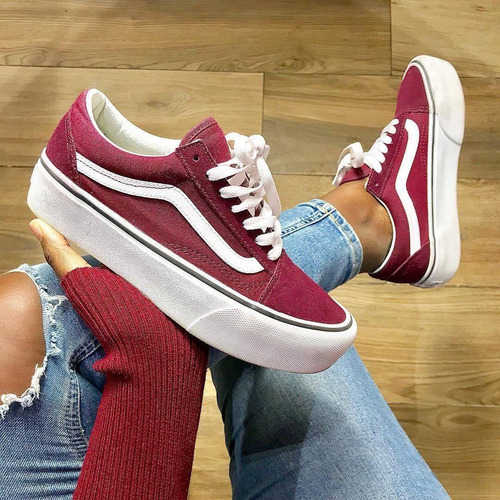 vans bordo con plataforma