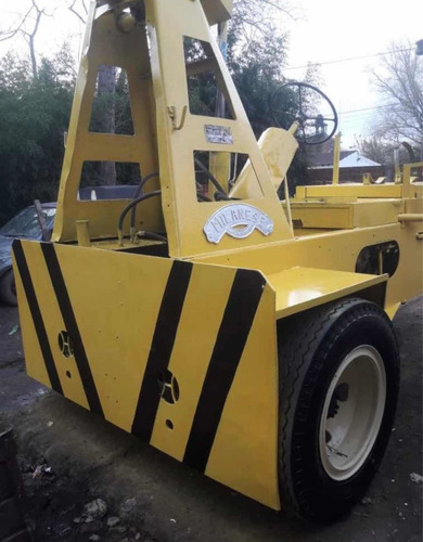 Imagen 5 de 15 de Grua Crane Milanese Clark Eximia 2000kg Funcionando Envios
