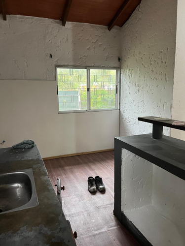 A 2 Cuadras De Giannattasio, Casa De 1 + 1/2 Dormitorio Solymar