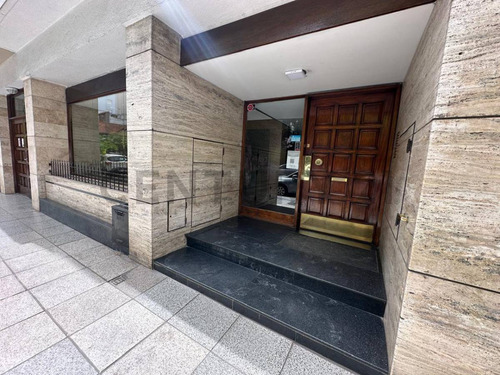 Venta De Departamento 2 Ambientes En Güemes, Mar Del Plata