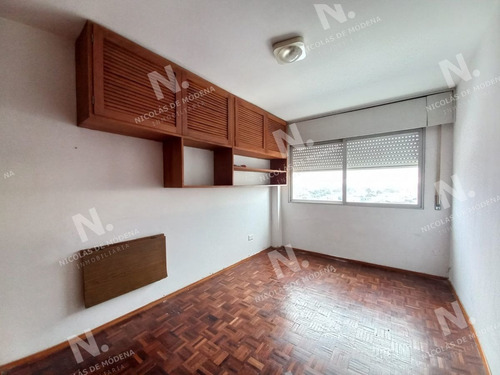 Imagen 5 de 8 de Vende Apartamento De 2 Dormitorios En Pleno Centro De Maldonado. - Maldonado Maldonado