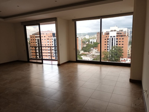 Imagen 7 de 9 de Rento Apto Z.10 Mirafiori Ref.5971 *110m2, 2 Hab, 2 Baños, 2 Parqueos*