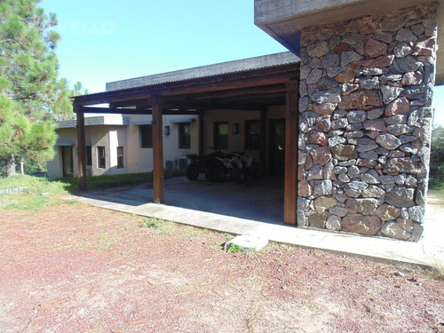 Imagen 2 de 30 de Casa, Barrio Privado, Seguridad, Playa, Puerto. Excelente Propiedad.