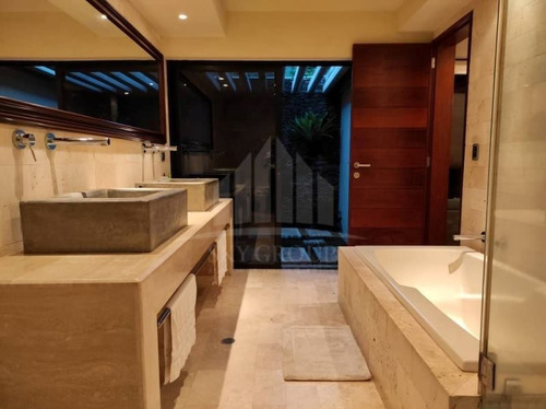 Imagen 5 de 21 de Gabriel Rivas Vende Casa En Urb. La Viña Valencia Cod: Lemc-437
