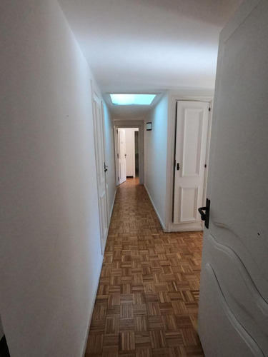 Casa A La Venta En Martinez De 4 Dormitorios - Av Libertador Al Rio - Vieyes 1200