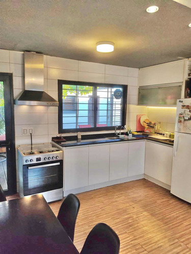 Imagen 3 de 26 de 3 Casas Recicladas!!! Las Tres Juntas Por Usd 180.000