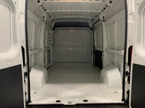 Imagen 11 de 15 de Peugeot Boxer Premium 2.2 Hdi 435mh 130 M