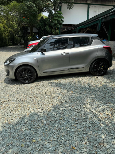 Suzuki Swift 2023 Como Nuevo