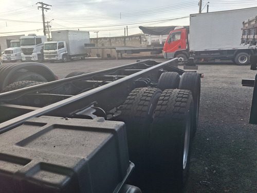Vw 24.280 8x2 2013 Chassis