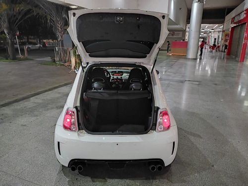 Imagem 5 de 11 de Fiat 500 Abarth Turbo