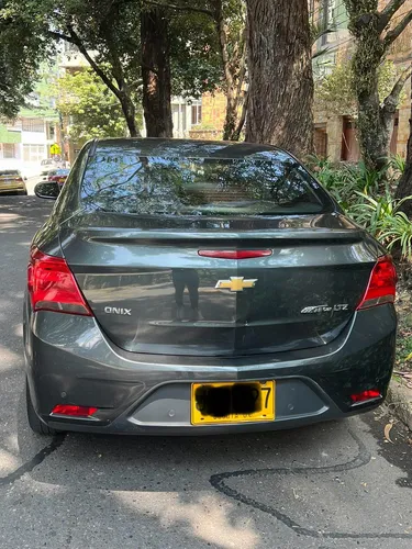 Chevrolet Onix 1.4 Lt
