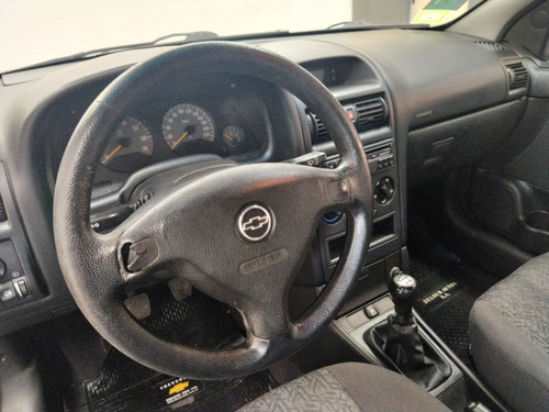 Chevrolet Astra Gl 2.0 5ptas 2010 Gris Iqy