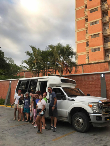 Imagen 4 de 5 de Transporte Privado Turismo Viajes Vip