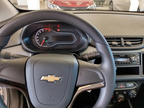 Imagen 18 de 18 de Chevrolet Onix 1.4 Joy Black