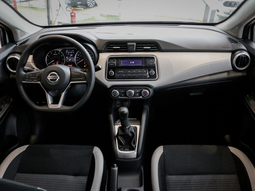 Imagem 9 de 14 de Nissan Versa Sense 1.6 (flex)