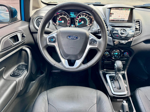 Ford Fiesta Kinetic 1.6 Sedan Titanium Powershift 120cv