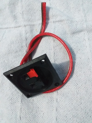 2 Conectores Redondos Para Bafle O Woofer Con 1 Cable
