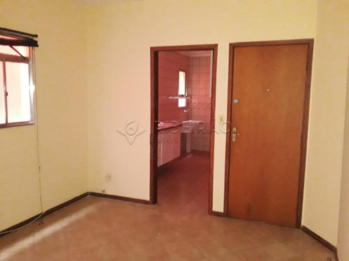 Imagem 2 de 10 de Apartamentos - Ref: V2255
