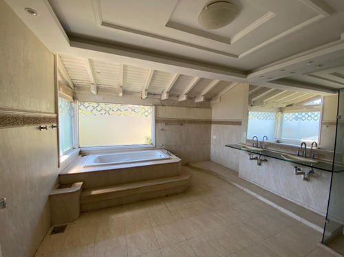 Casa Em Quitandinha, Petrópolis/rj De 400m² 4 Quartos Para Locação R$ 18.000,00/mes - Ca913172