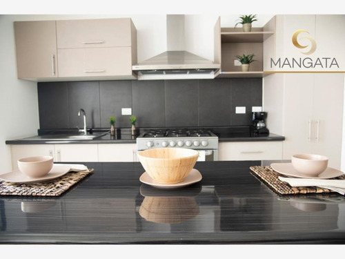 Casa Sola En Venta Mangata