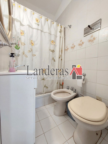 Imagen 13 de 25 de Casa Ph 3 Amb. - Todos Los Servicios - Una Cuadra Del Mar!!!