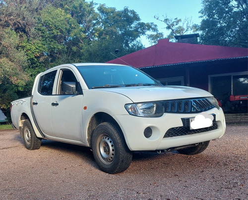 Imagen 11 de 18 de Mitsubishi L200 2.5 4d56 Liso A/c