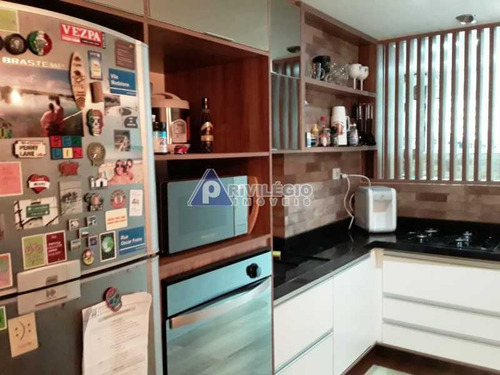 Apartamento À Venda, 2 Quartos, 1 Suíte, Leme - Rio De Janeiro/rj - 22517