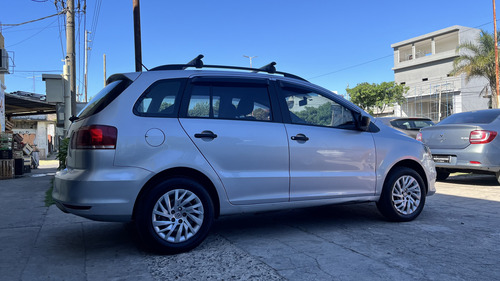 Volkswagen Suran 1.6 Comfortline 101cv