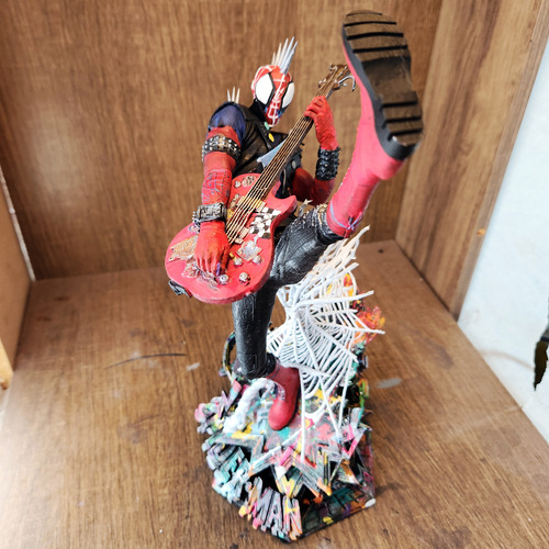 Spider-punk (aranhaverso) Hobie Brown Action Figure