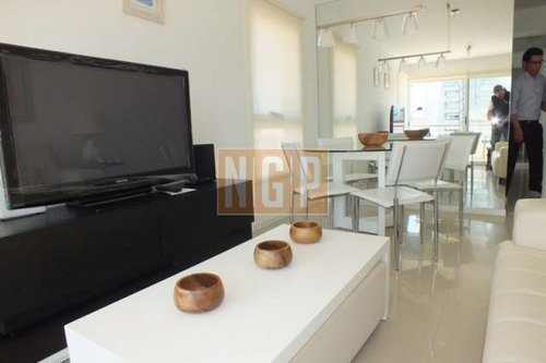 En Peninsula Departamento- Ref: 4089