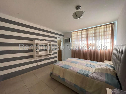 Casa En Alquiler En Zona Norte De Maracay Con Agua Constante Tanque Subterráneo Amoblada Cerco Eléctrico 3 Habitaciones 2 3 Baños Estacionamiento Nela 25-14786