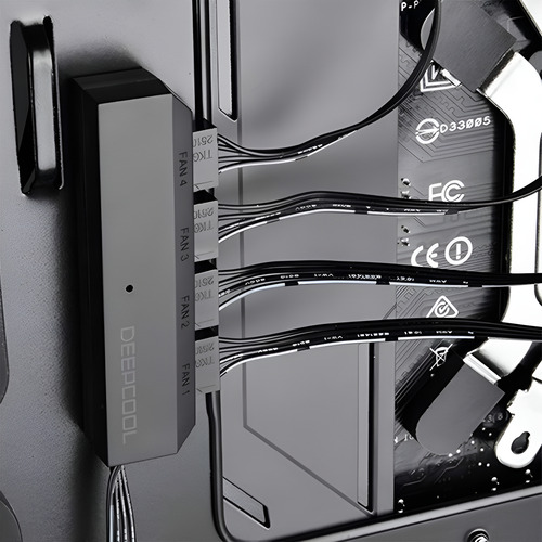 Fan Hub Deepcool Fh-04 Pwm De 4 Pines Para 4 Ventiladores