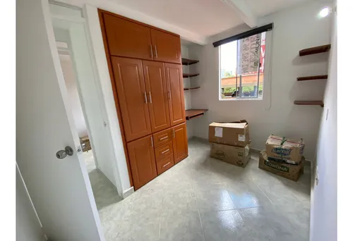 Apartamento En Venta Los Colores, Medellín