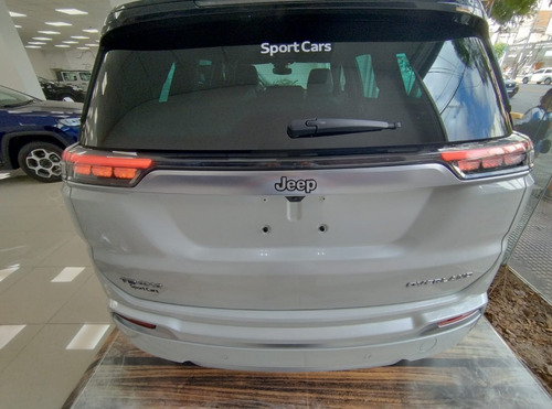 Imagen 7 de 25 de Jeep Commander Overland 4x4 0km Td At9 2023-bb