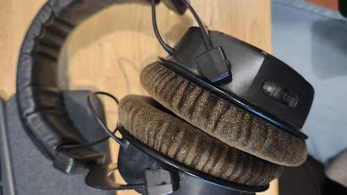 Beyerdynamic Custom Studio -  Cerrados