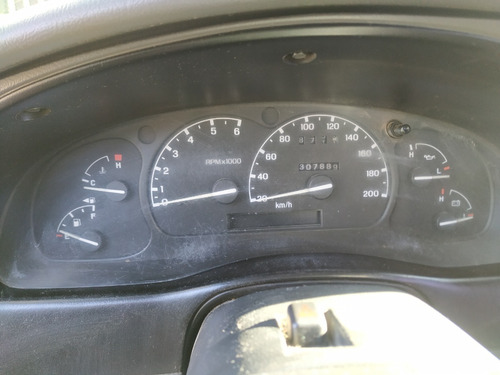 Imagen 5 de 13 de Ford Ranger 2.5 Xlt I Dc 4x4 2002