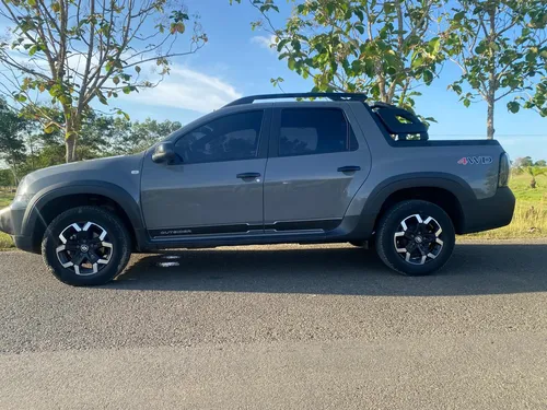 Duster Oroch 4x4