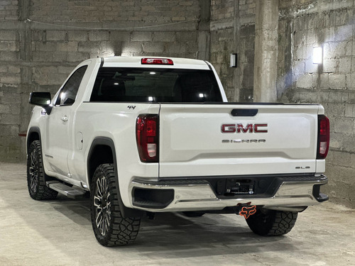 GMC Sierra 5.4 Cabina Regular Sle 4x4 At
