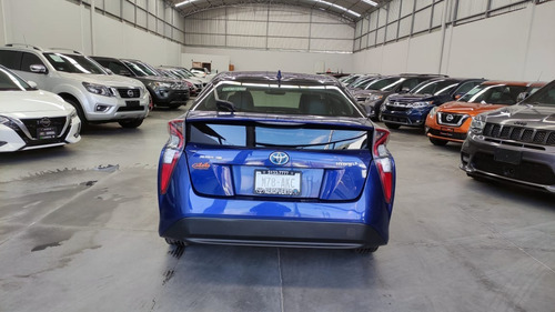 Imagen 6 de 15 de 2016 Toyota Prius Premium