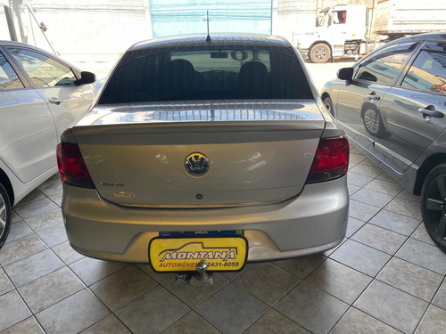 Imagem 5 de 11 de Volkswagen Voyage 2010 1.6 Vht Comfortline Total Flex 4p